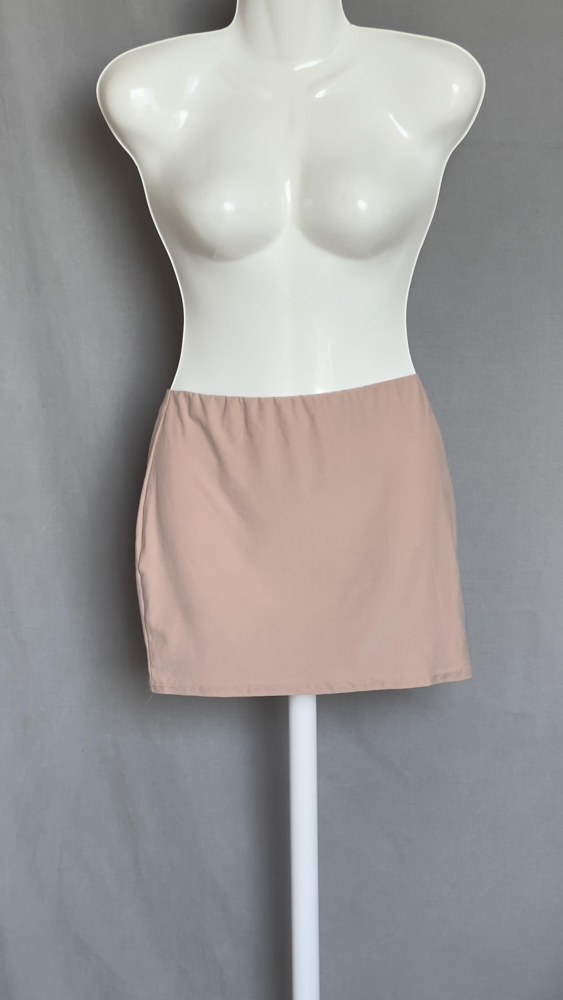 Міні-спідниця на резинці Pretty Little Thing M Пудровий (4565938) - фото 3