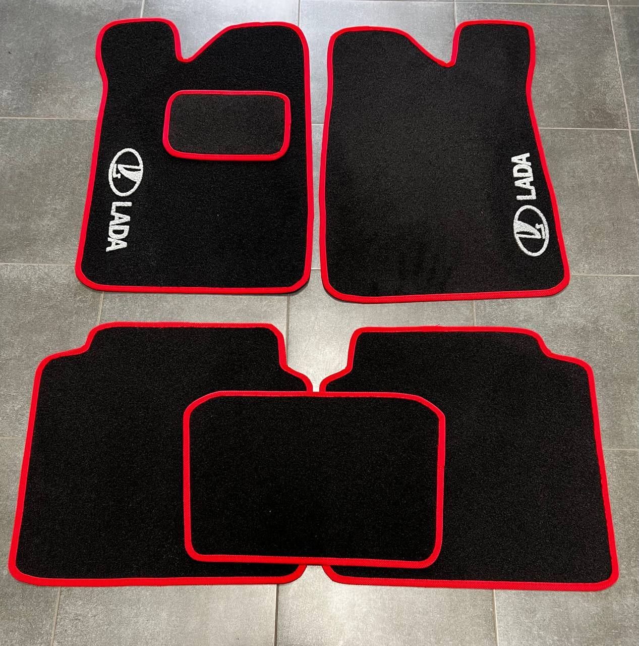 Килимки автомобільні ворсові в салон для ВАЗ 2101-2107 5 шт. Чорний (BLCCR1713)