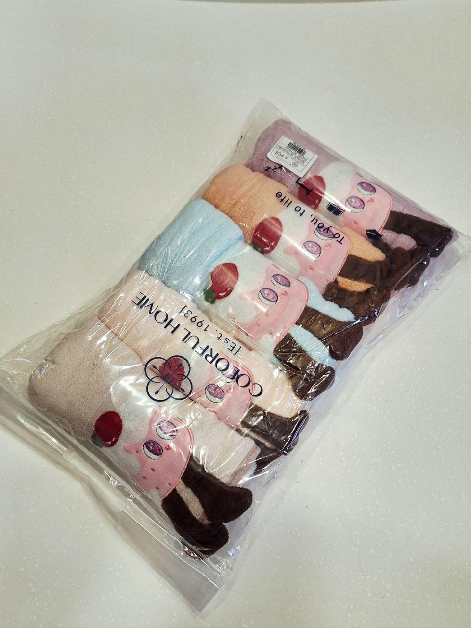 Набор полотенец Colorful Home Тортики с петелькой из микрофибры 35х75 см 5 шт. (1980) Набор полотенец Colorful Home Тортики с петелькой из микрофибры 35х75 см 5 шт. (1980)