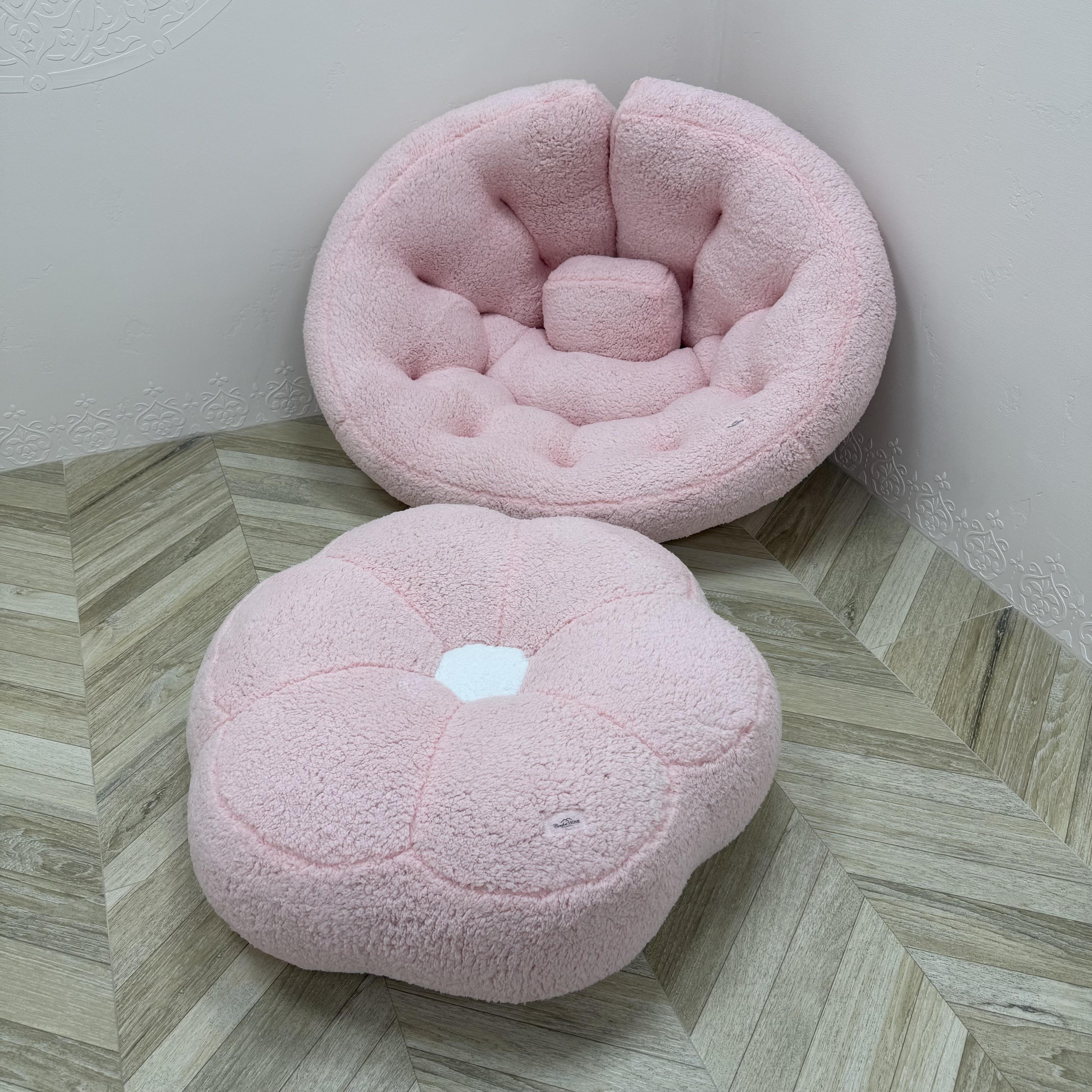 Бескаркасное кресло-матрас трансформер с пуфом Teddy меховое 160х80/Ø80х20 см