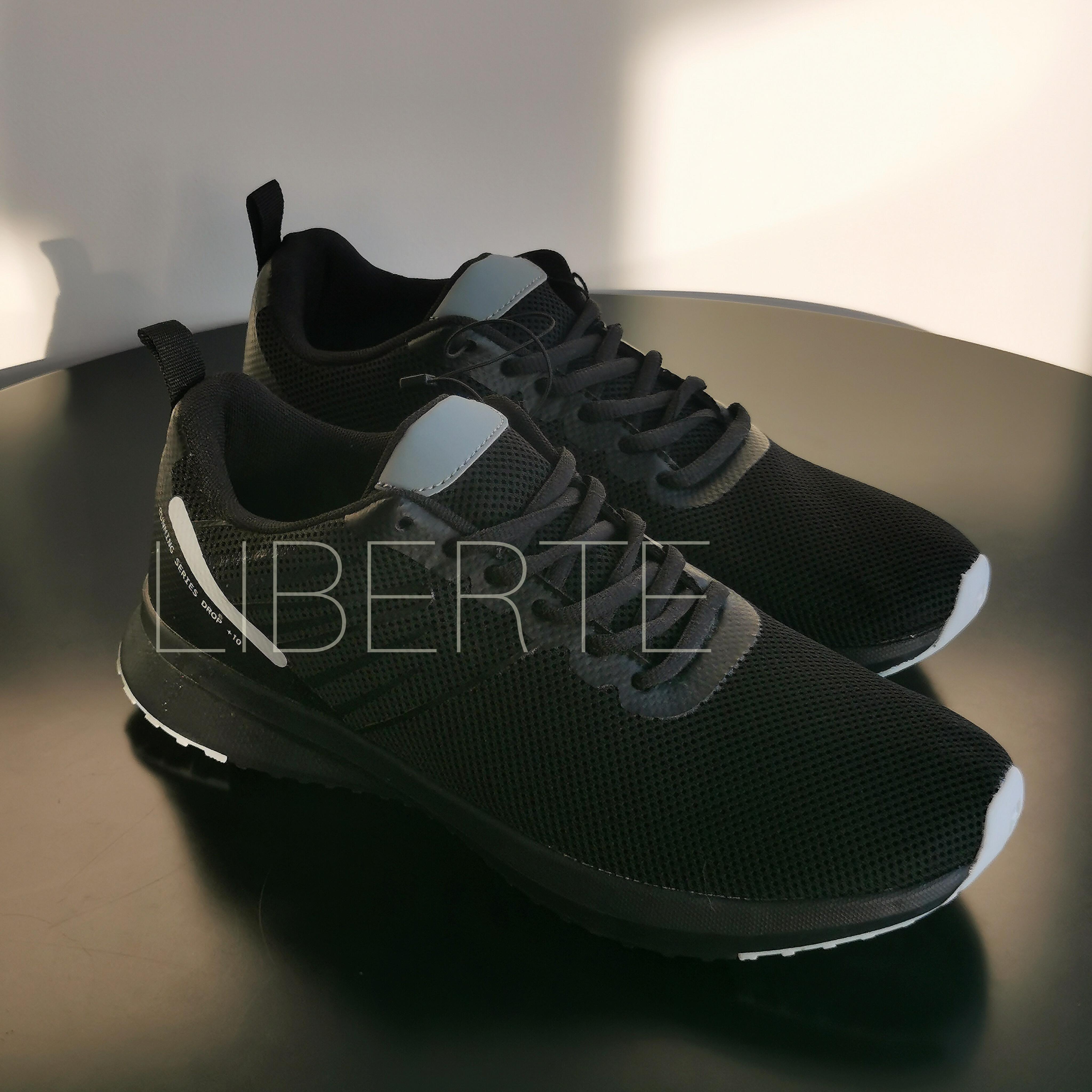 Кроссовки, Lefties (Испания), мужские, черные с серыми вставками, размер 43 евро