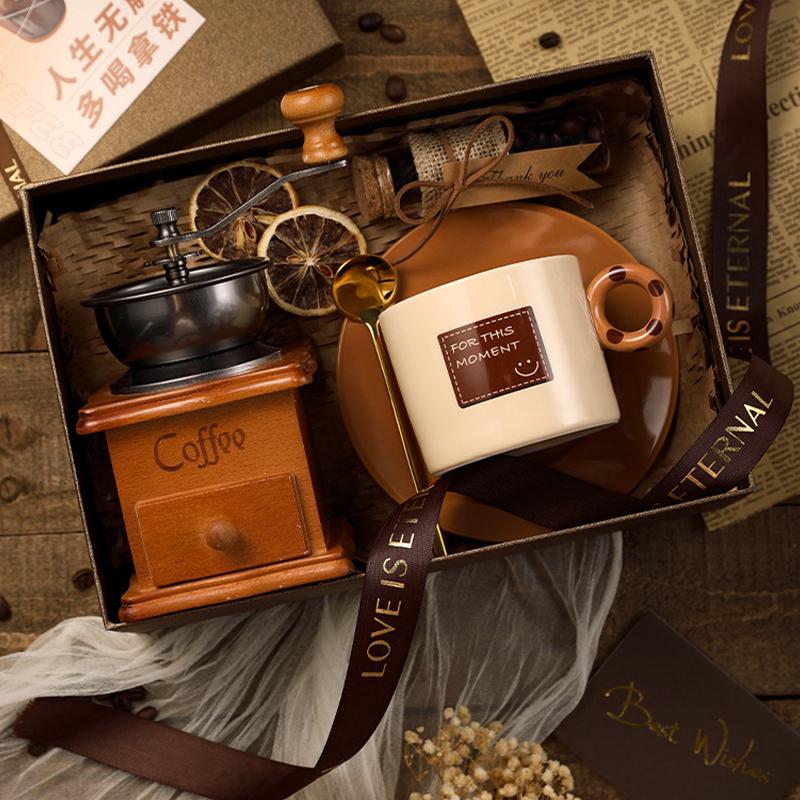 Кофейный набор A3 для приготовления кофе ретро в подарочной упаковке Brown