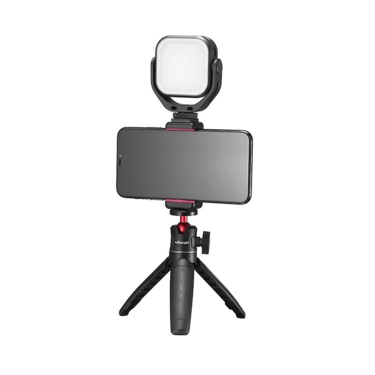 Світло накамерне бездротове Ulanzi Vijim VL66 R GB Led Light 2000 mAh Black (L088) - фото 5 Світло накамерне бездротове Ulanzi Vijim VL66 R GB Led Light 2000 mAh Black (L088) - фото 5