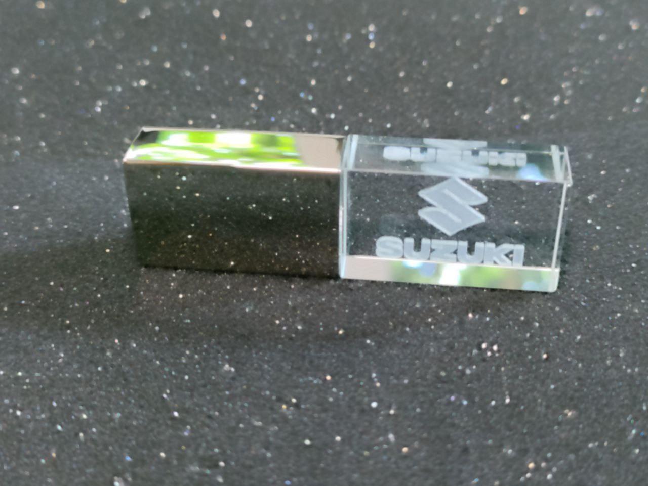 Флешка з логотипом Suzuki 32 ГБ (1939788727)