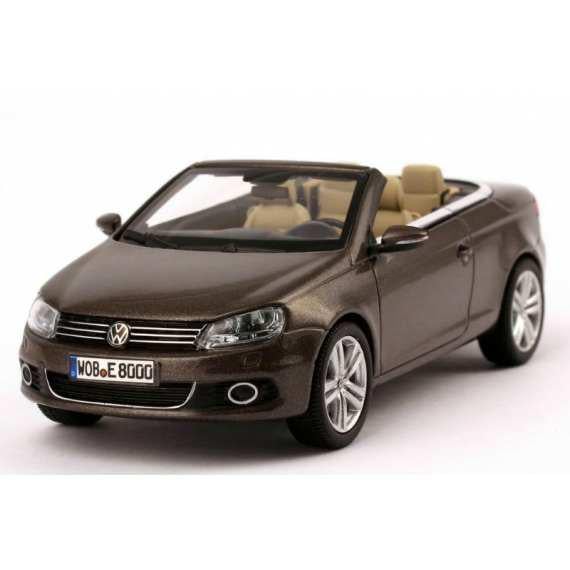 Модель автомобіля 1:43 Volkswagen Eos Black Brown (1Q1099300B8R)