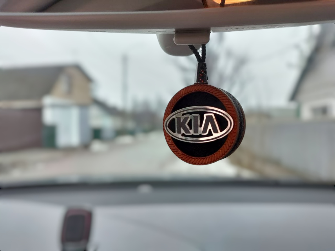 Ароматизатор-підвіска для авто KIA з ефектом переливання (2118764442)