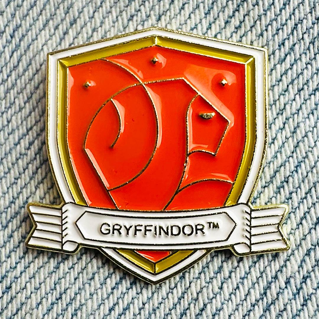 Значок-пін Harry Potter Gryffindor Emblem (00000002602)