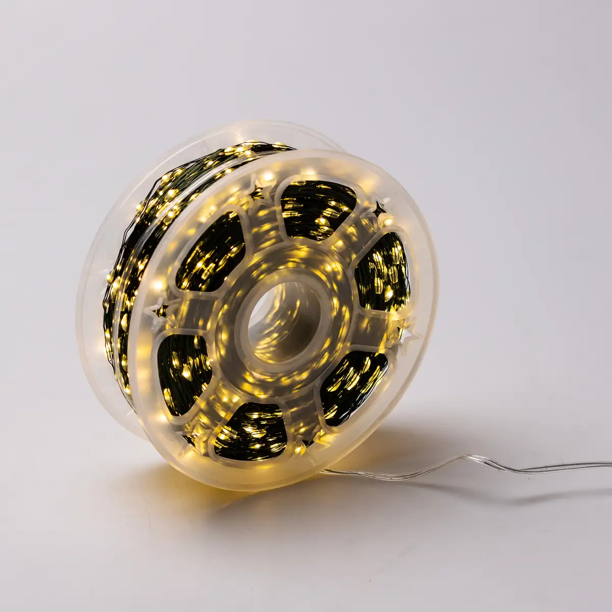 Гирлянда нить GarlandoPro 2000L200MGY Роса 2000 LED 200 м с пультом от сети Желтый (118-107-2000L200MGY) - фото 3 Гирлянда нить GarlandoPro 2000L200MGY Роса 2000 LED 200 м с пультом от сети Желтый (118-107-2000L200MGY) - фото 3