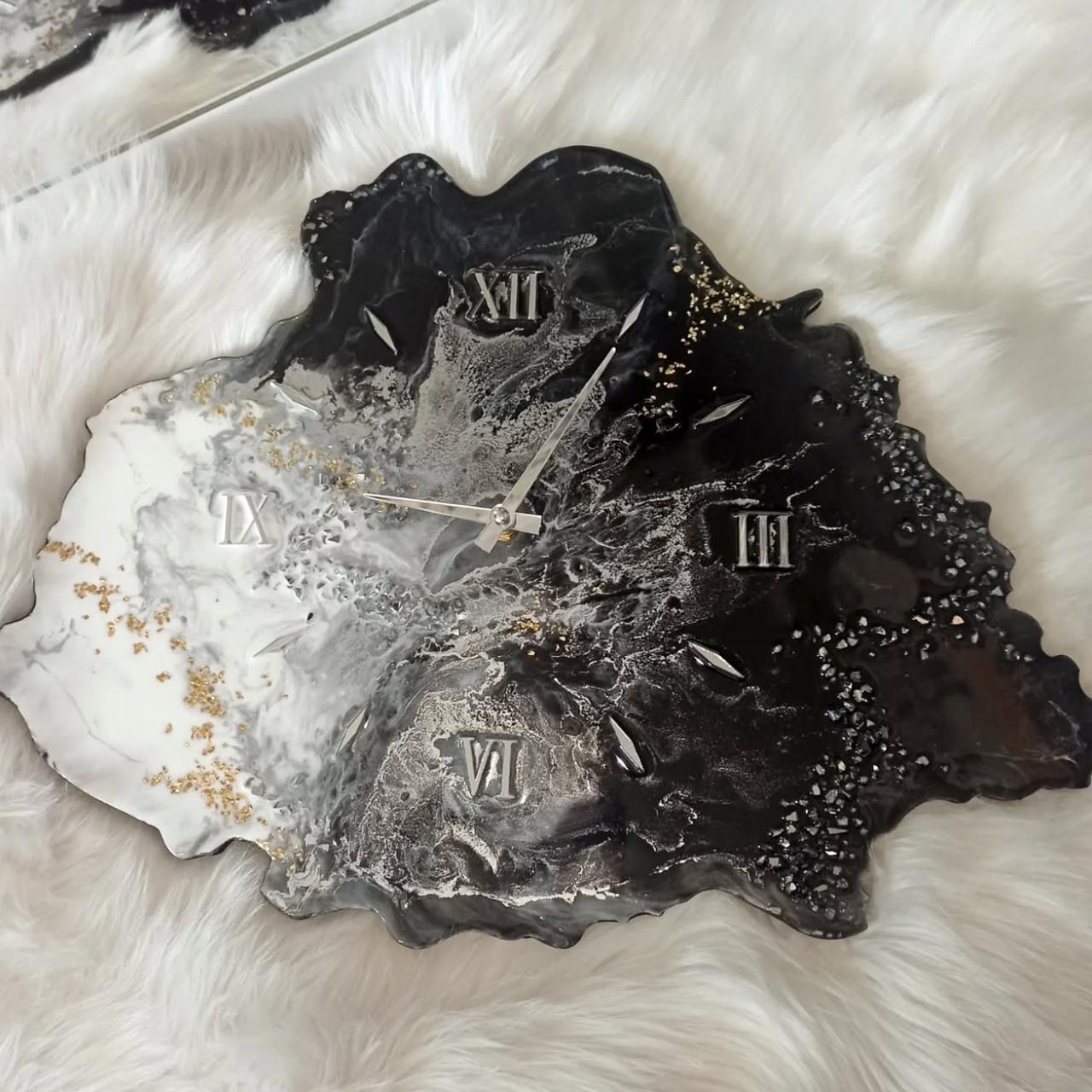 Часы настенные фигурные из эпоксидной смолы Срез камня 90х80 см