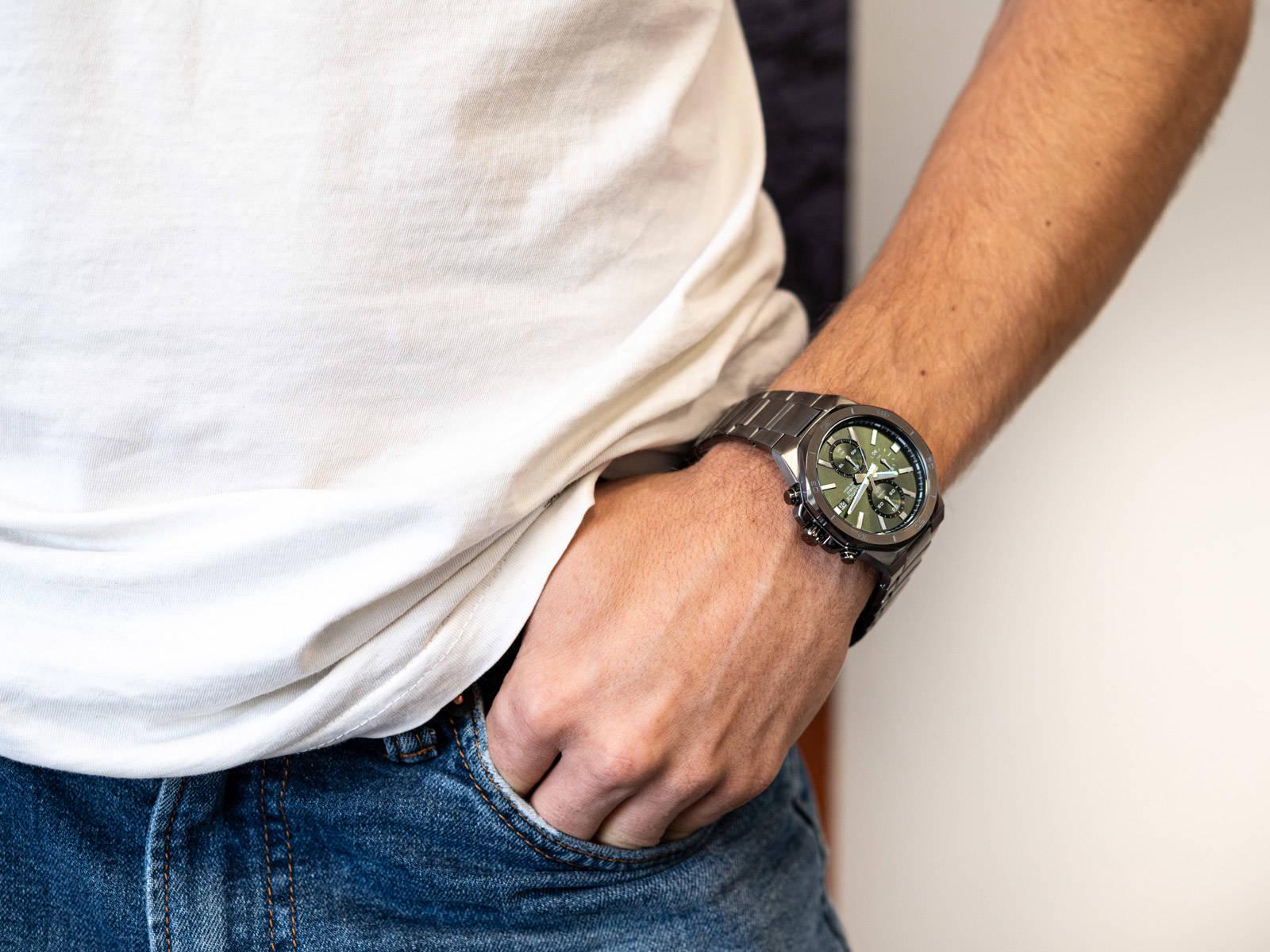 Часы Casio Edifice EFV-640DC-3AVUEF (6410) - фото 3 Часы Casio Edifice EFV-640DC-3AVUEF (6410) - фото 3