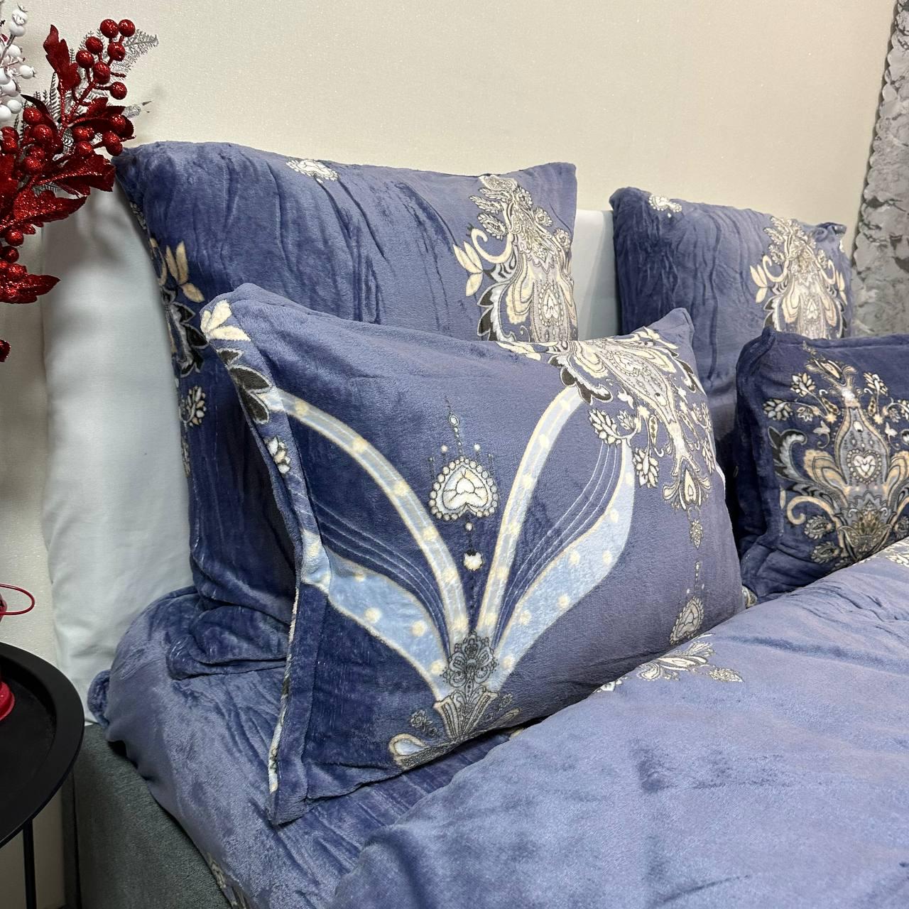 Комплект постільної білизни велюровий з малюнком з 4 наволочками євро 200x230 см Лавандовий (29225205) - фото 9 Комплект постільної білизни велюровий з малюнком з 4 наволочками євро 200x230 см Лавандовий (29225205) - фото 9