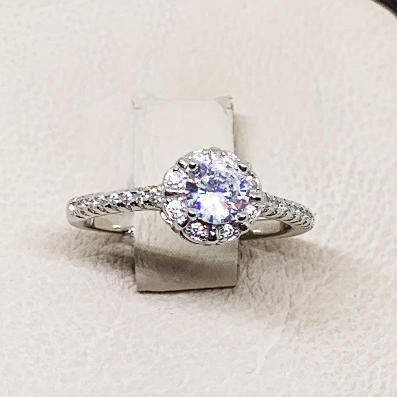 Кольцо серебряное с кубическим цирконием р. 17,5 2,52 г (1651668602)