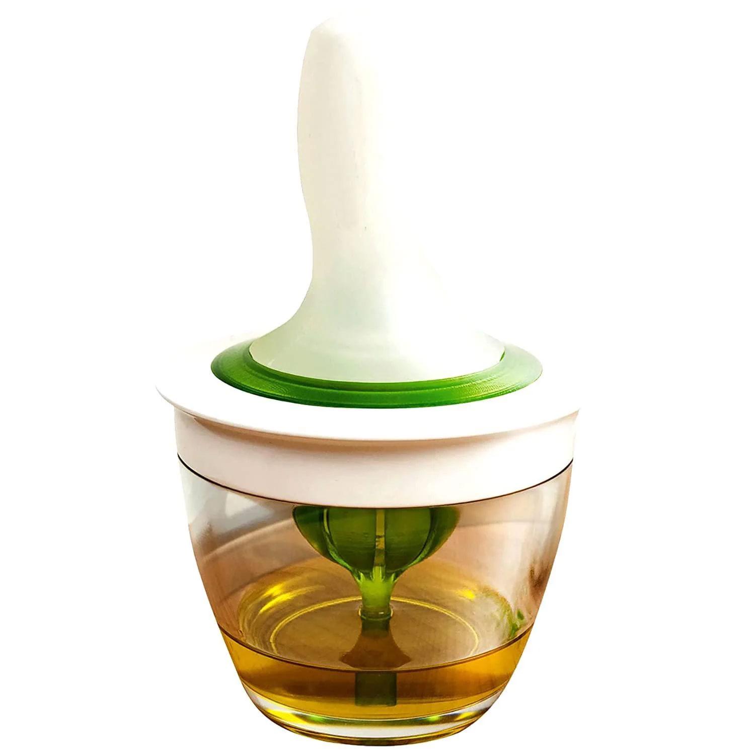 Дозатор для масла с силиконовой кисточкой 148 мл (86871)