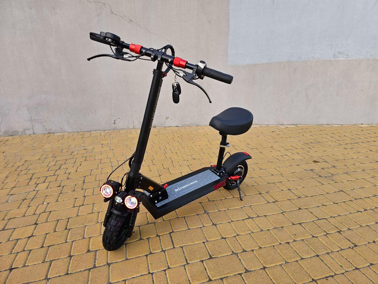 Электросамокат с сиденьем KugooKirin M4 PRO 1000 W/18 Ah 2025 +3 фары - фото 3 Электросамокат с сиденьем KugooKirin M4 PRO 1000 W/18 Ah 2025 +3 фары - фото 3