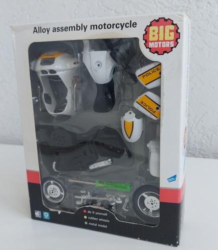 Модель для сборки Big Motors Полицейский мотоцикл (10784-2588E)