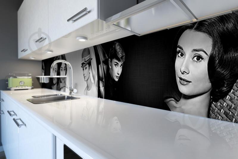 Скинали на кухню Zatarga «Одри Хепберн» 600х2500 мм виниловая 3Д наклейка кухонный фартук самоклеящаяся Z180421