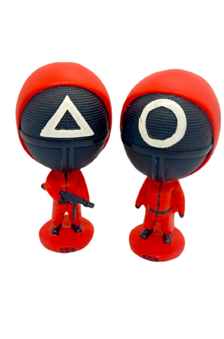 Набор фигурок Squid Game на подставке треугольник/круг 10 см (7264507)