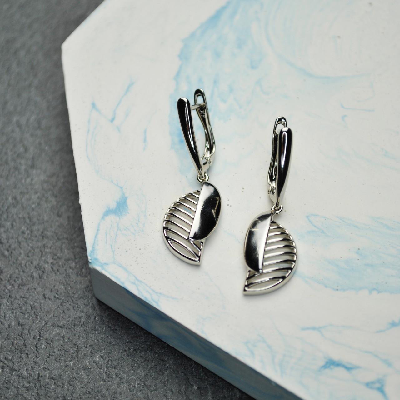 Сережки с листиком медицинская сталь родий (x094)