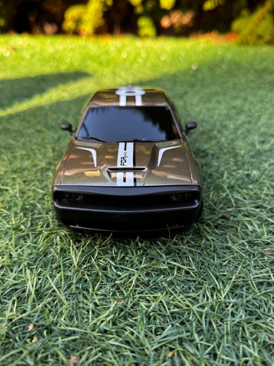 Машинка для дрифту на радіокеруванні повнопривідна Race 1:20 із LED-підсвіткою Grey (fkw-mcp-z4c) - фото 3 Машинка для дрифту на радіокеруванні повнопривідна Race 1:20 із LED-підсвіткою Grey (fkw-mcp-z4c) - фото 3