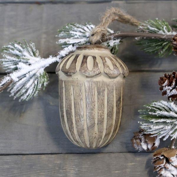 Набір із 2 новорічних іграшок із мангового дерева Сhic Antique Жолудь (52010-00) - фото 2 Набір із 2 новорічних іграшок із мангового дерева Сhic Antique Жолудь (52010-00) - фото 2