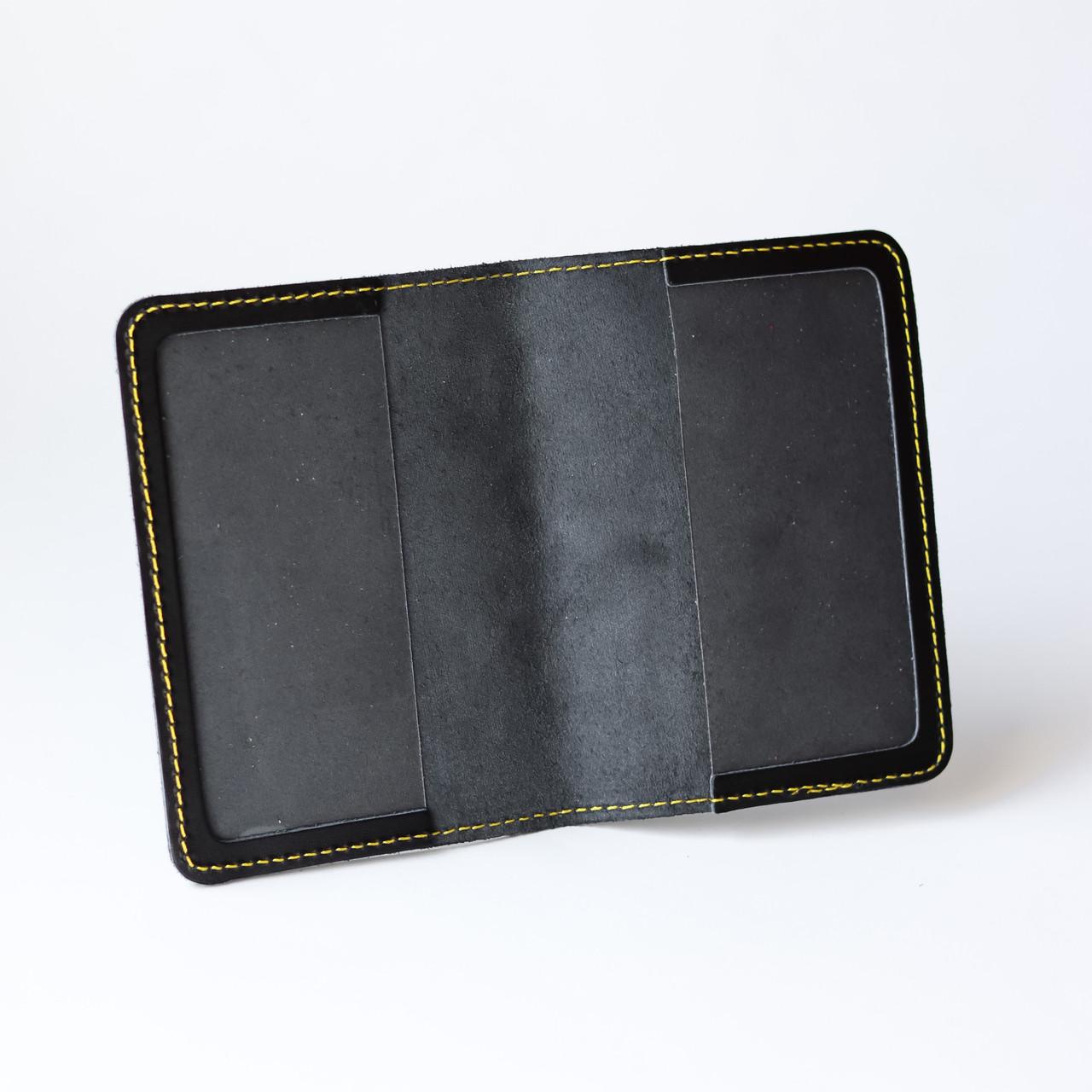 Обкладинка для паспорта ССО Чорний/Золотий (2050742765) - фото 3 Обкладинка для паспорта ССО Чорний/Золотий (2050742765) - фото 3