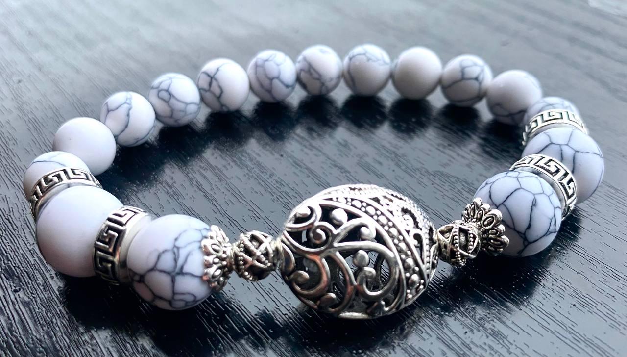 Браслет LITAURS из натурального камня говлит и металлическими вставками М 15-17 см (241208)