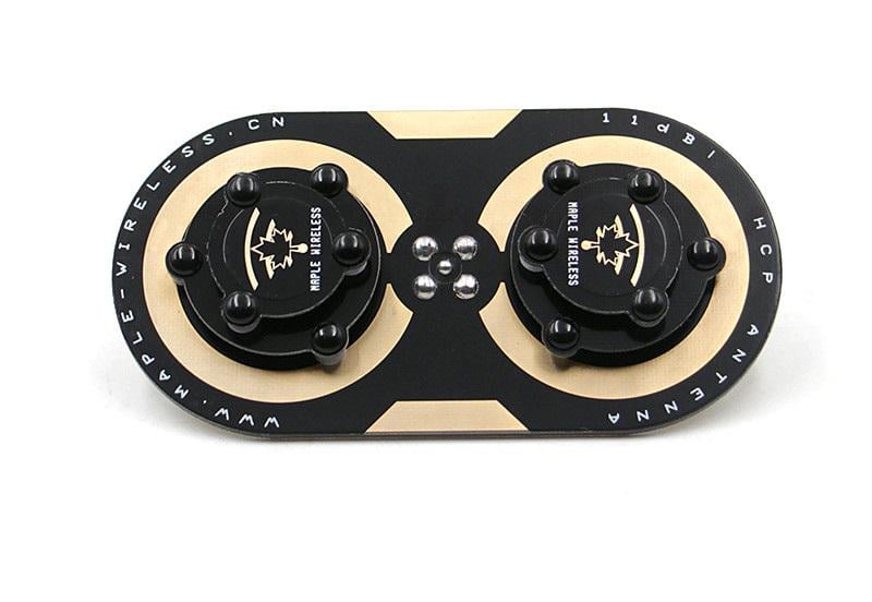 Антенна панельная направленная RHCP 5,8G Maple Wireless 11Dbi SMA-Male для FPV дронов (00-00023480)