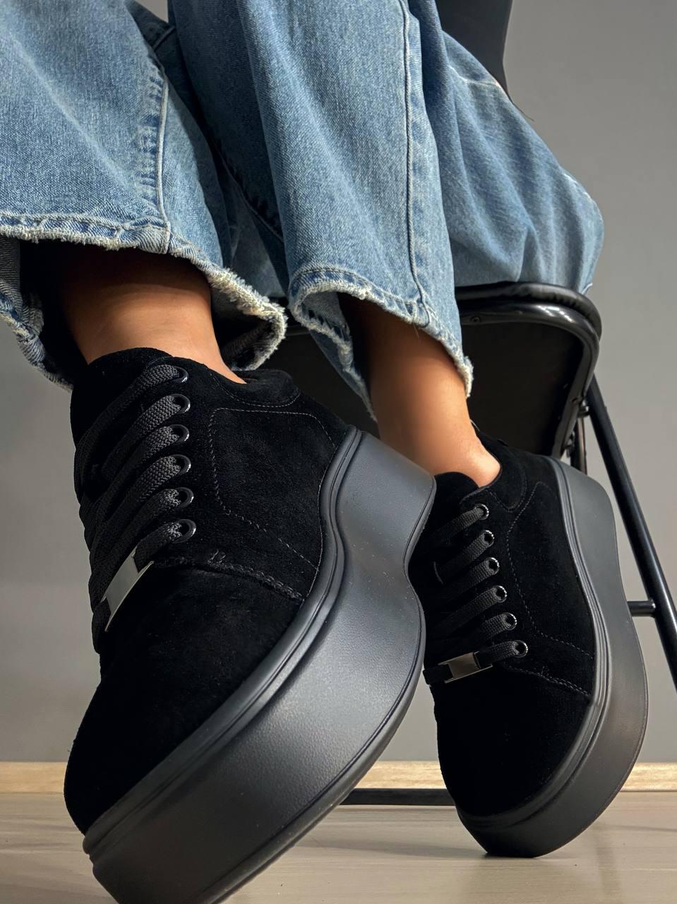 Кеди жіночі Hengji 537-8 замшеві на платформі р. 38 24,5 см Чорний - фото 6 Кеди жіночі Hengji 537-8 замшеві на платформі р. 38 24,5 см Чорний - фото 6