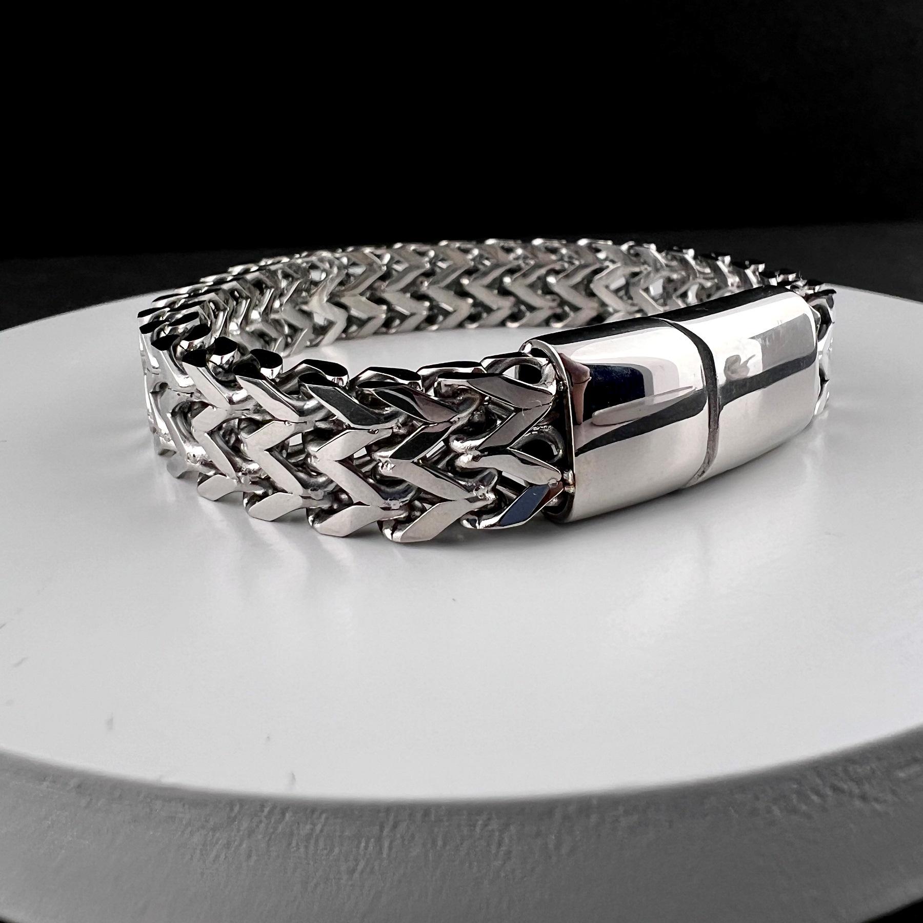 Браслет мужской из нержавеющей медицинской стали 11 мм 20 см (BS-028)