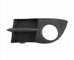 Решетка бампера AVTM Renault Symbol/Clio Symbol I 06-08 левая с отверстиями для противотуманок (5630 911)