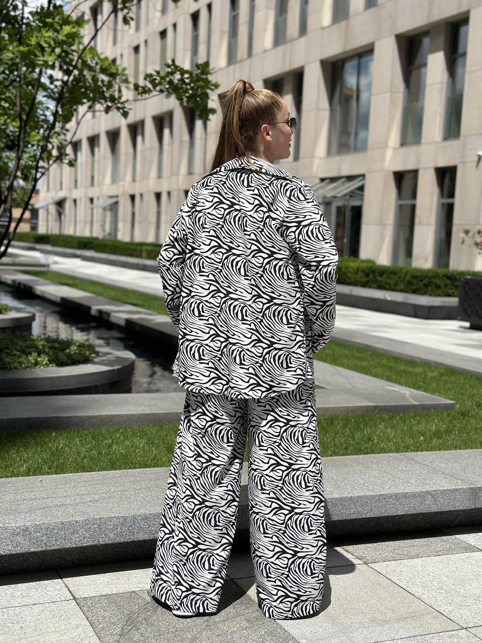 Костюм женский софт рубашка и брюки полосатый принт под зебру XL Бело-черный (2656570176) - фото 9 Костюм женский софт рубашка и брюки полосатый принт под зебру XL Бело-черный (2656570176) - фото 9