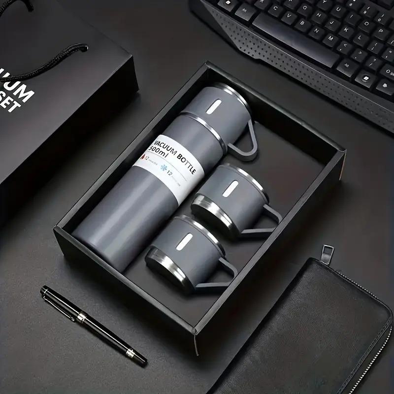 Термос з нержавіючої сталі Good Idea вакуумний з ізоляцією та 3 чашками 500 мл Сірий (363836МХ) - фото 4 Термос з нержавіючої сталі Good Idea вакуумний з ізоляцією та 3 чашками 500 мл Сірий (363836МХ) - фото 4