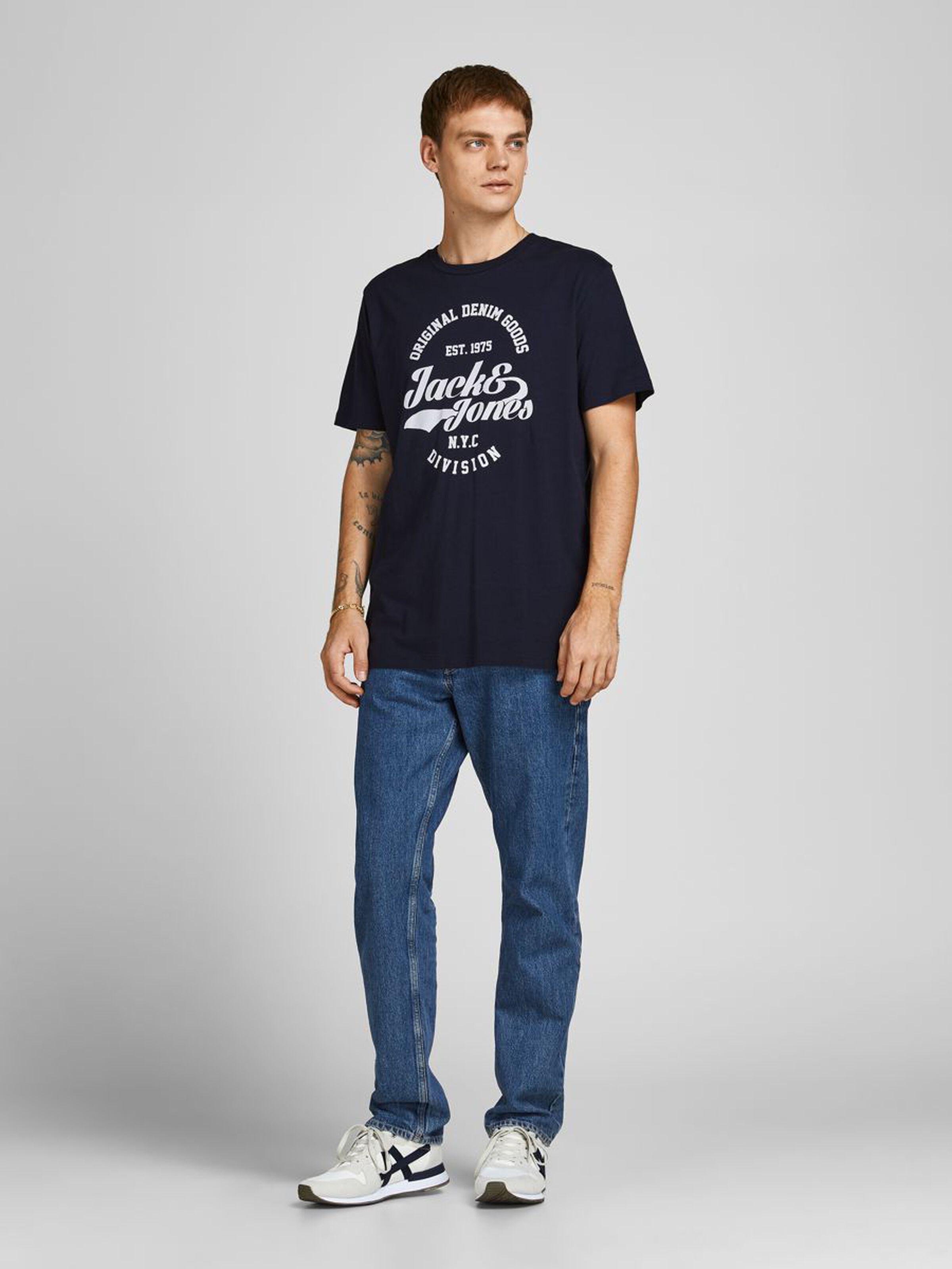 Футболка чоловіча Jack & Jones 12199620 S Синій - фото 3