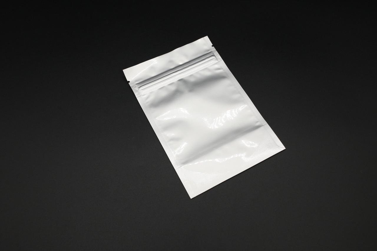 Пакет дой-пак щільний з zip-замком і надсічкою для відкриття 12х10 см Сірий (BAG-009) - фото 2 Пакет дой-пак щільний з zip-замком і надсічкою для відкриття 12х10 см Сірий (BAG-009) - фото 2