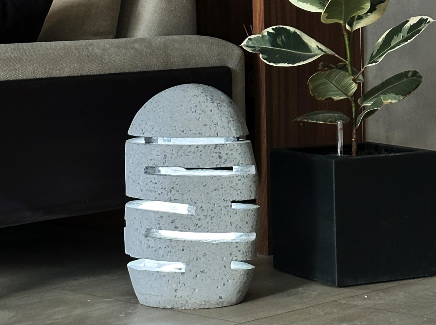 Светильник уличный из бетона терраццо ручной работы (RS-7.2) Светильник уличный из бетона терраццо ручной работы (RS-7.2)