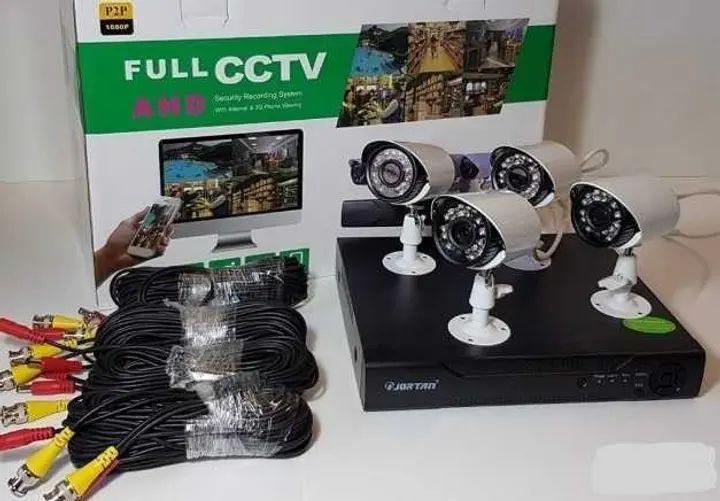 Комплект видеонаблюдения FULL AHD CCTV с просмотром через сеть 3G 3,6 мм 600 ТВЛ проводной с ночным режимом (opt-14325)