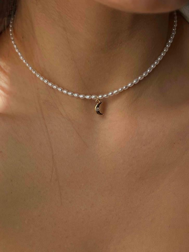 Чокер LeBijou із дрібних перлів з підвіскою місяць (5208)