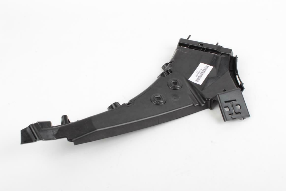 Крепление переднего бампера Audi Q7 2006-2015 левое (4L0807283B)