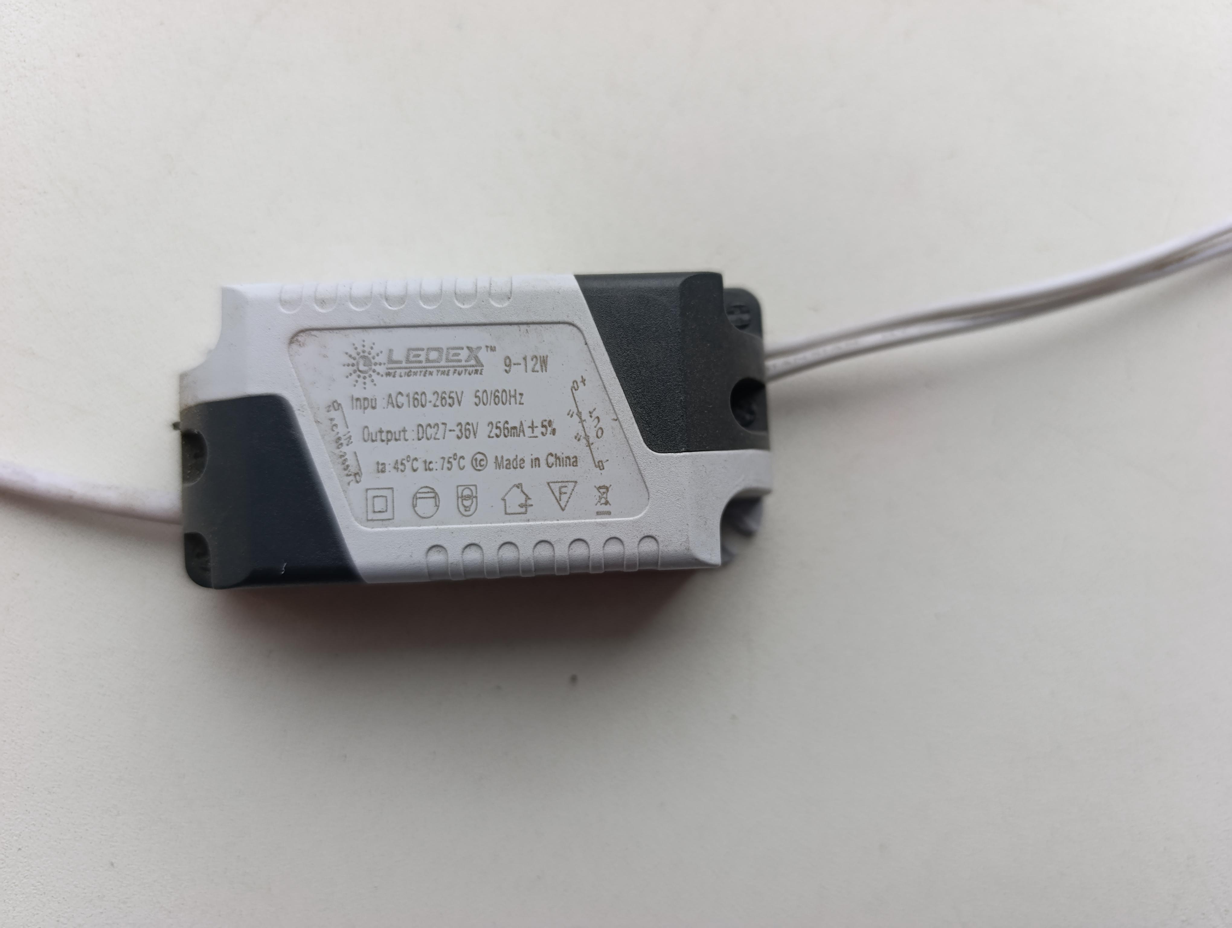 Блок живлення для світлодіодного світильника 9-12 Вт (101868)