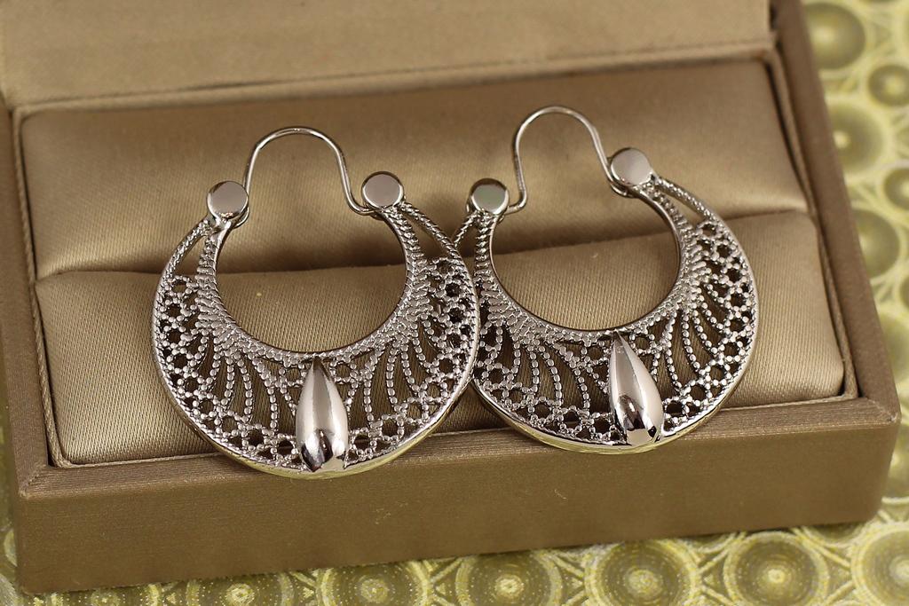 Сережки коромисла Xuping Jewelry Лала 2,9 см Сріблястий (29680713)