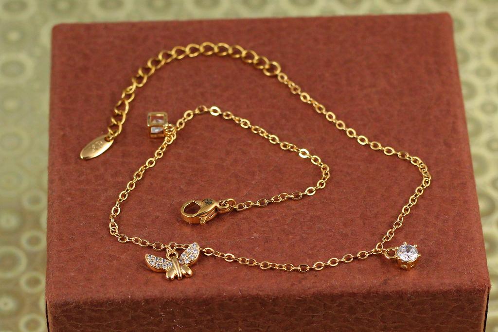 Браслет Xuping Jewelry на ногу бабочка кубик камушек 23 см Золотистый (27445596)