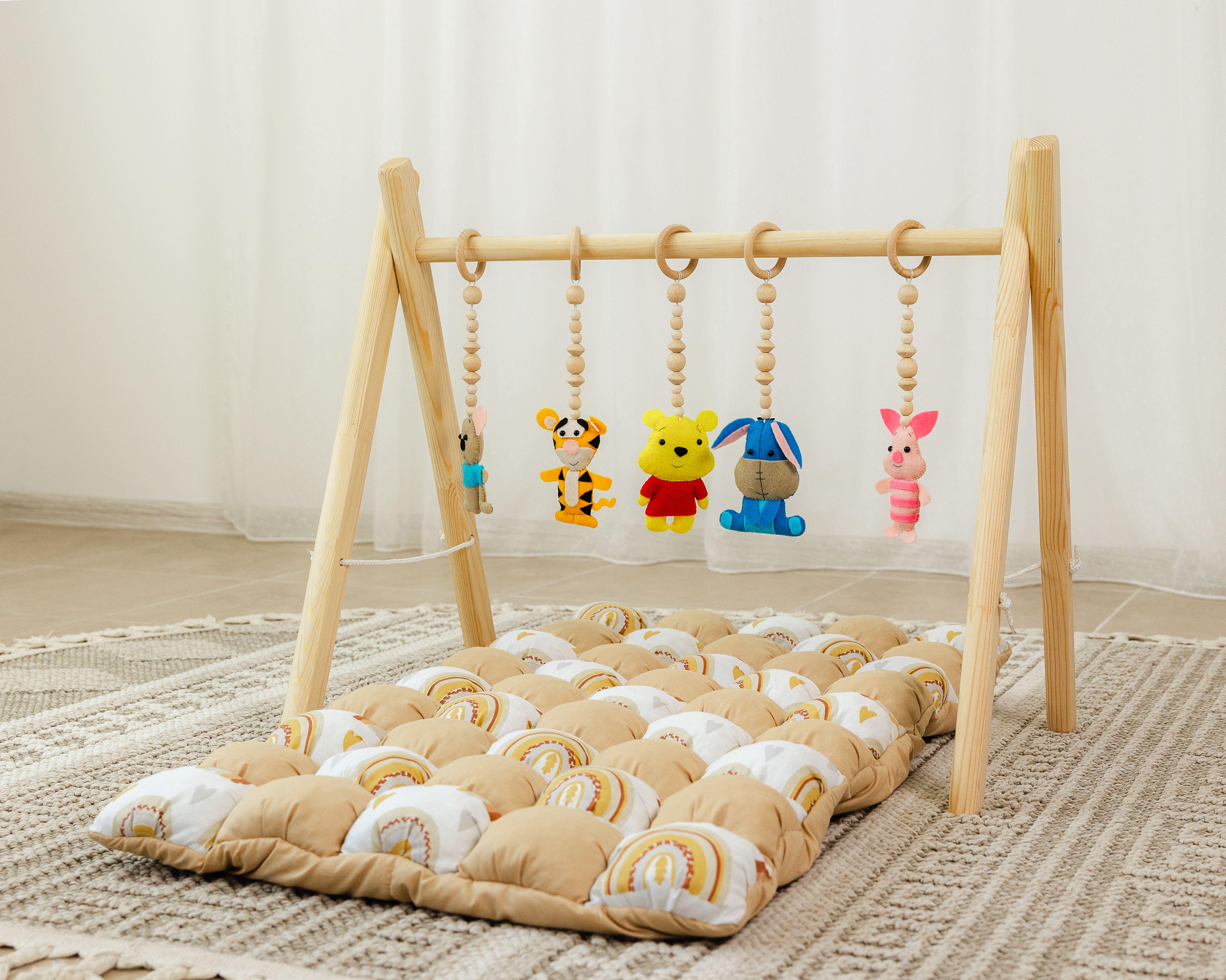 Мобиль напольный деревянный Винни Пух с матрасом Rainbow (0002260)