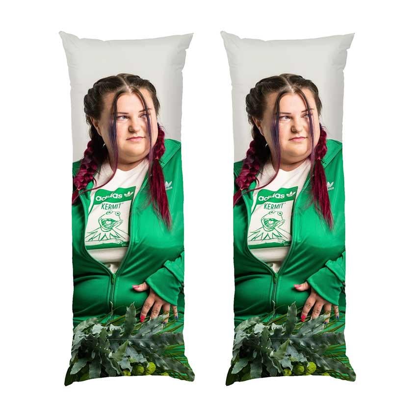 Подушка докімакура Alyona Alyona Hip-Hop Singer габардин 180х60 см (113639-4)