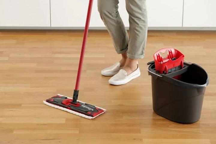 Набор для уборки Vileda Ultramax XL швабра і відро з віджимом (4023103212022) - фото 3 Набор для уборки Vileda Ultramax XL швабра і відро з віджимом (4023103212022) - фото 3