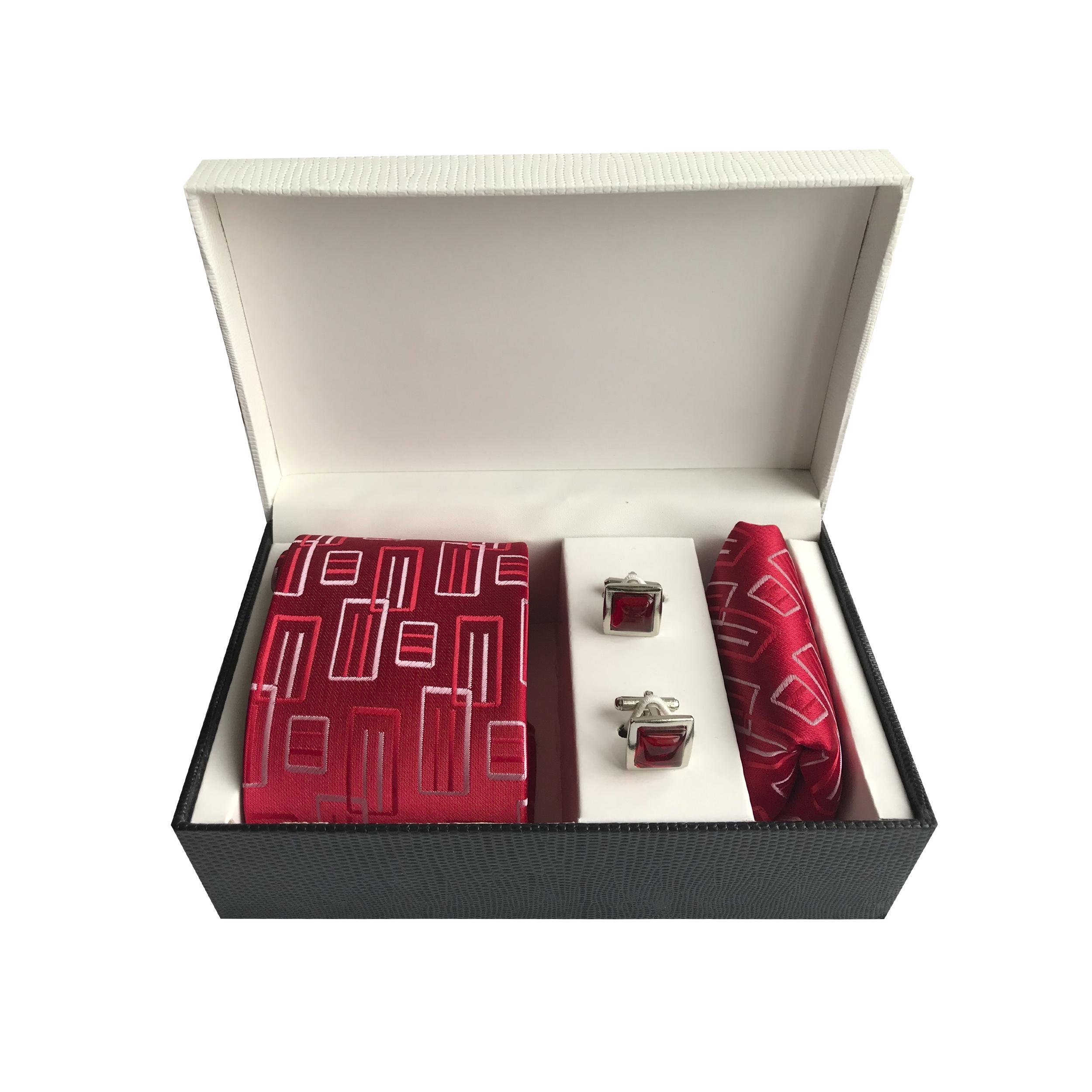 Подарочный мужской набор Silk Route галстук/запонки/платочек (571)