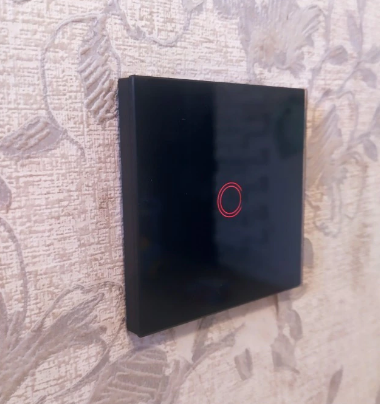 Сенсорный настенный выключатель света SWITCH на 1 канал Led Panel Black - фото 5