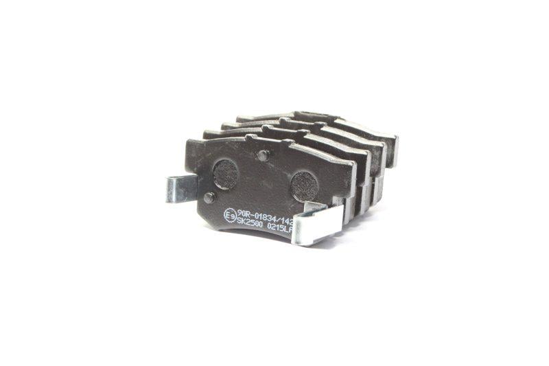 Тормозные колодки дисковые LPR Honda Accord задние (05P508)