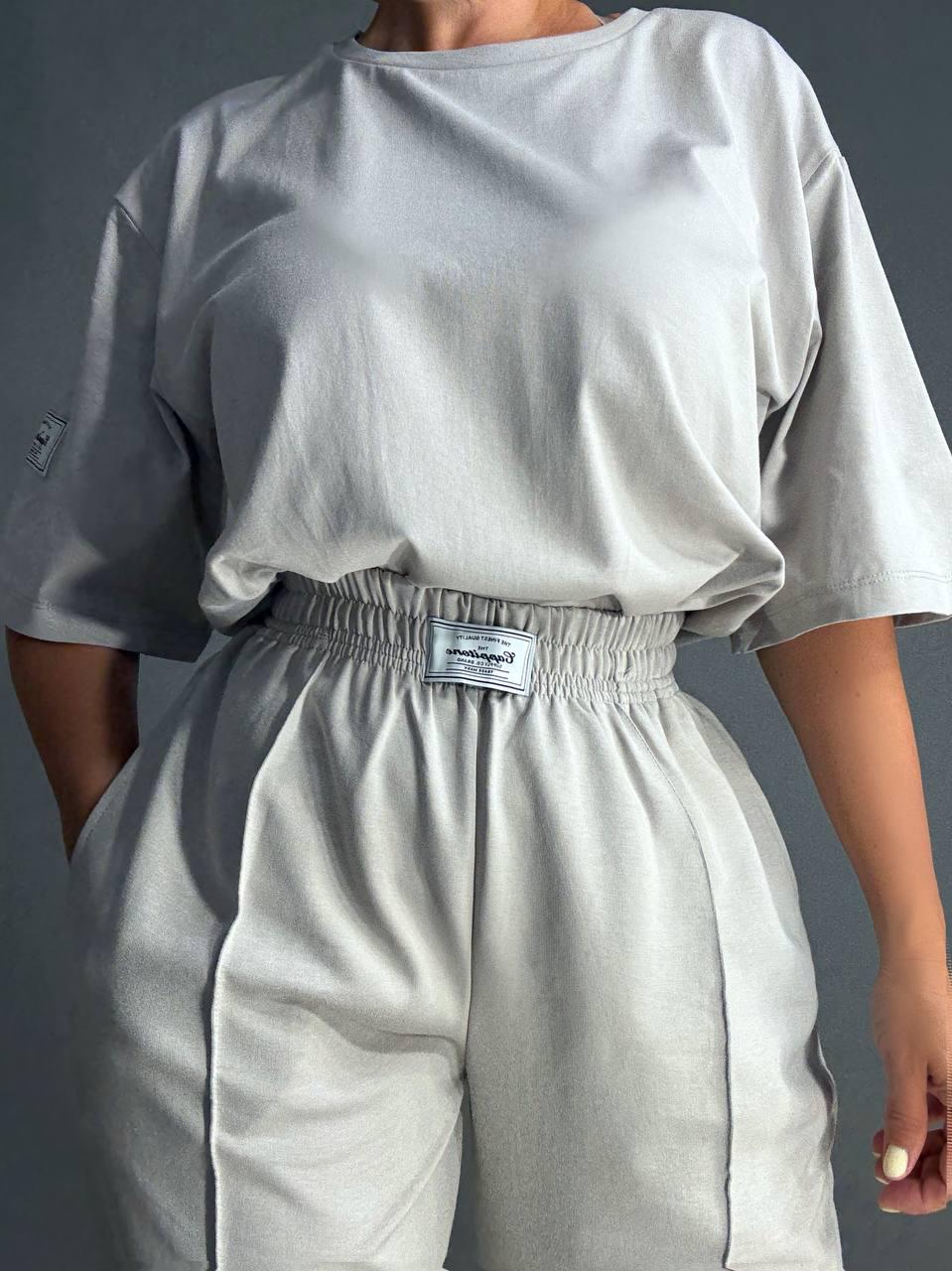 Костюм женский CAPPITONE 101212 футболка и брюки джоггеры со швом L Серый (1688) - фото 2 Костюм женский CAPPITONE 101212 футболка и брюки джоггеры со швом L Серый (1688) - фото 2