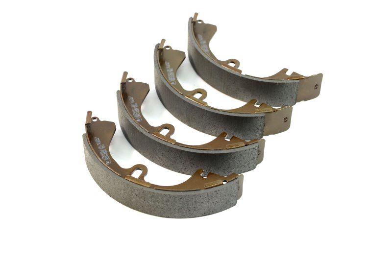 Тормозные колодки барабанные Jakoparts для Toyota задние (J3502001)