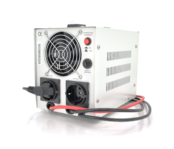 ДБЖ Europower PSW-EPW500TW12 300 Вт 5/10 А з правильної синусоїда 12В - фото 3 ДБЖ Europower PSW-EPW500TW12 300 Вт 5/10 А з правильної синусоїда 12В - фото 3